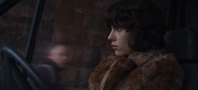 Un premier trailer du film UNDER THE SKIN, réalisé par Jonathan Glazer (SEXY BEAST, BIRTH) et avec Scarlett Johansson est sur la toile. Aucune date de sortie n'est encore fixée.
