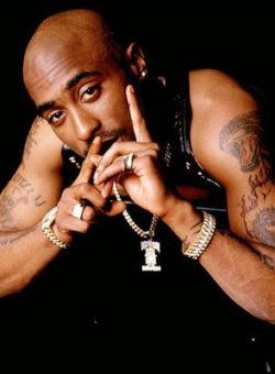 2pac: All eyez on me