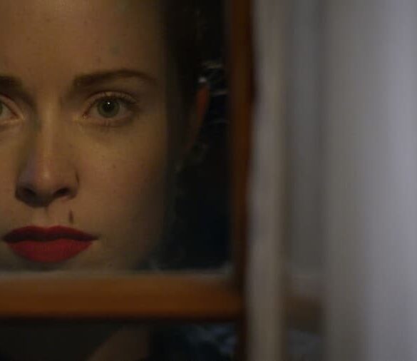 Photo du film WHAT KEEPS YOU ALIVE