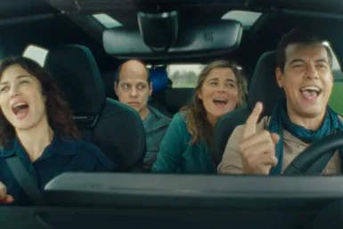 Photo du film ALTER EGO de Nicolas Charlet et Bruno Lavaine avec Laurent Lafitte, Blanche Gardin, Olga Kurylenko