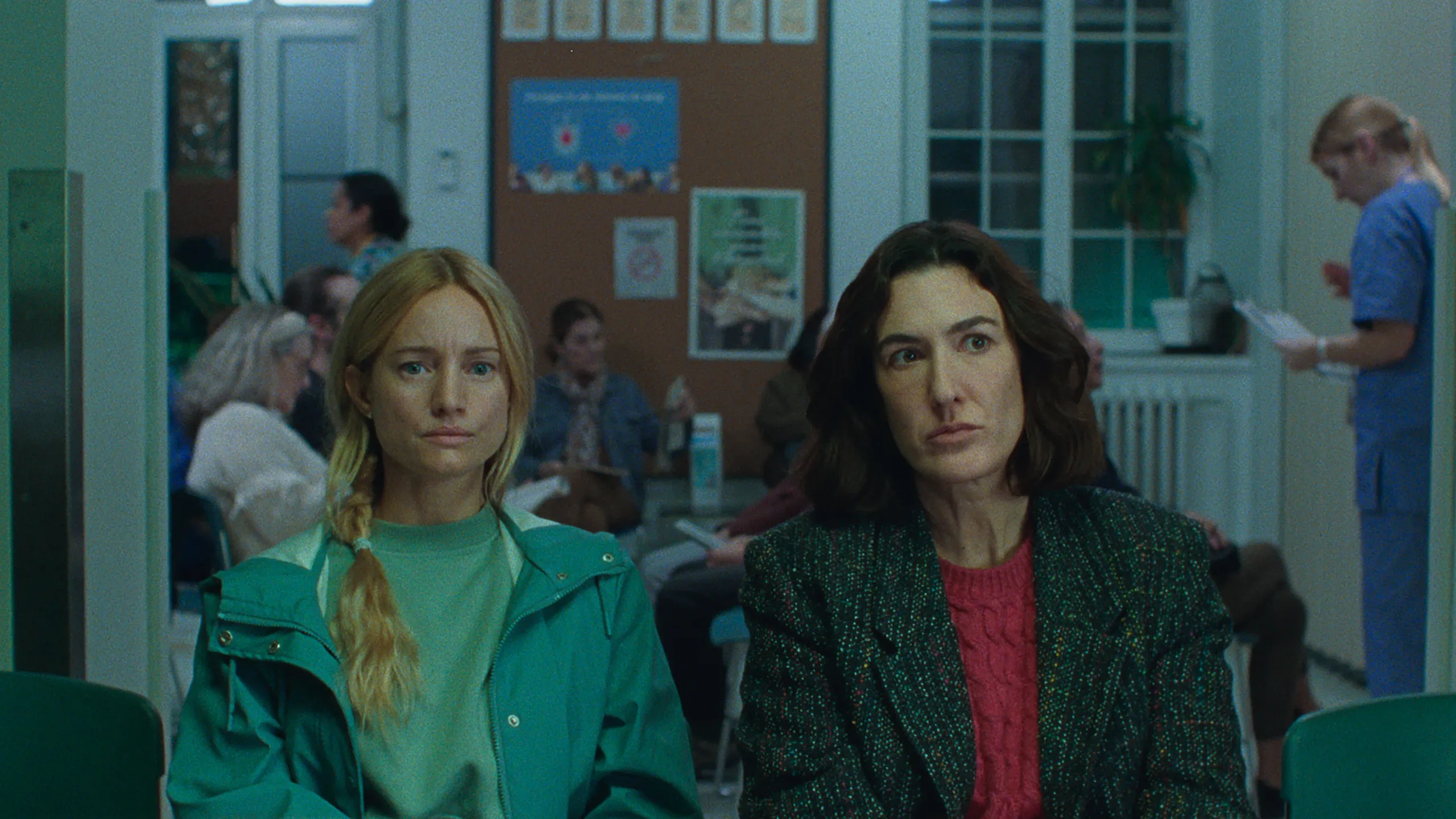 Laurence Leboeuf et Karine Gonthier-Hyndman dans Deux femmes et quelques hommes
