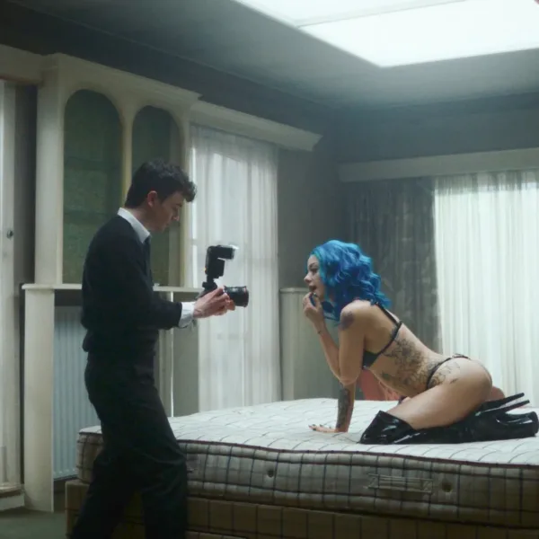 Photo du film TRULY NAKED